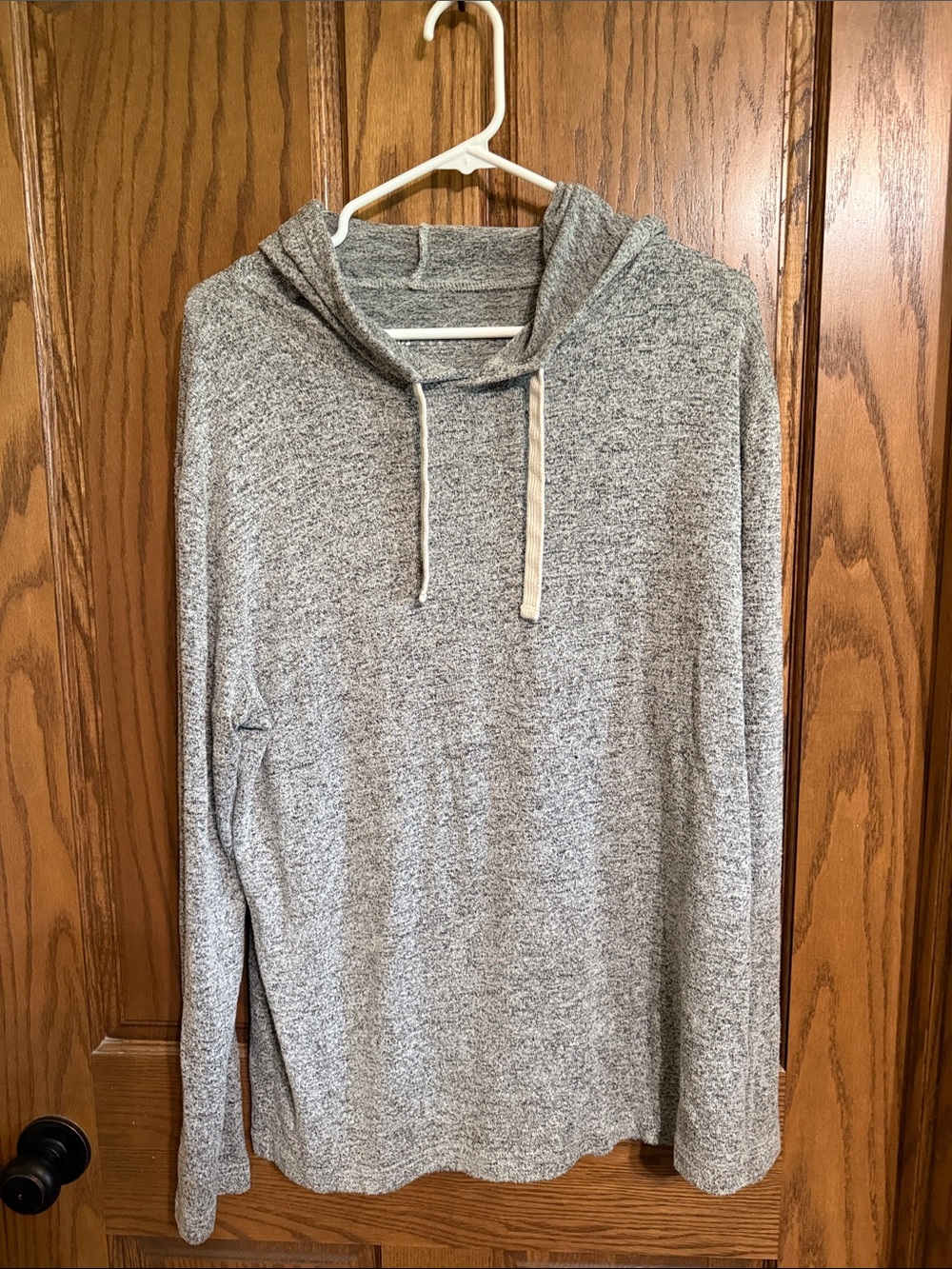 ZYIA Women’s Heather Gray Crewneck Hoodie Sweater